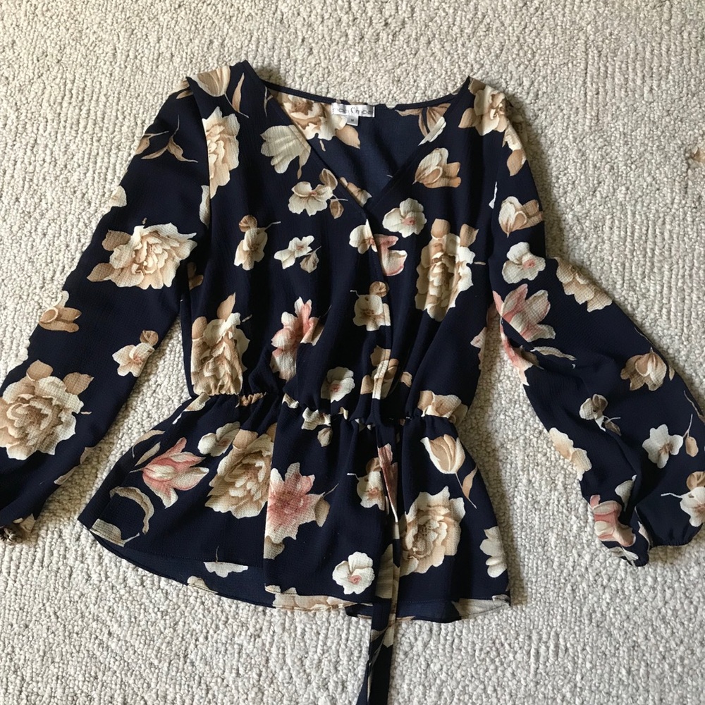 Long sleeve top